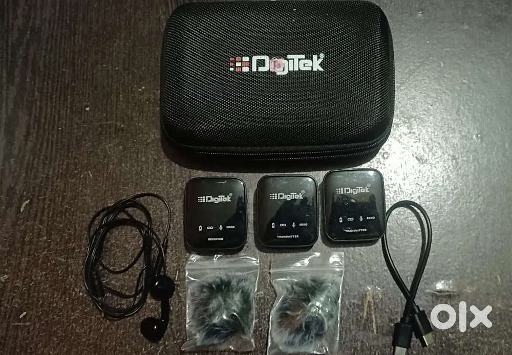 Wireless mic DigiTech camera and mobile use