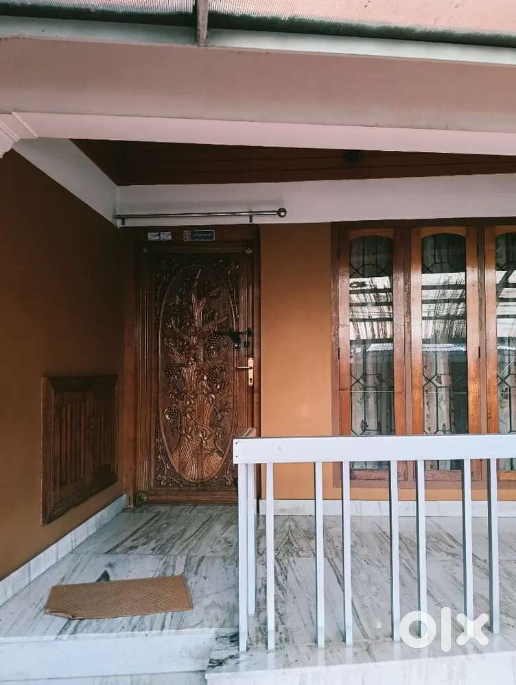 An independent house at kaimanom for rent