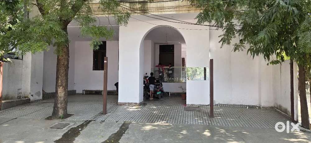 Independent 2 BHK near Terminal 2 Airport