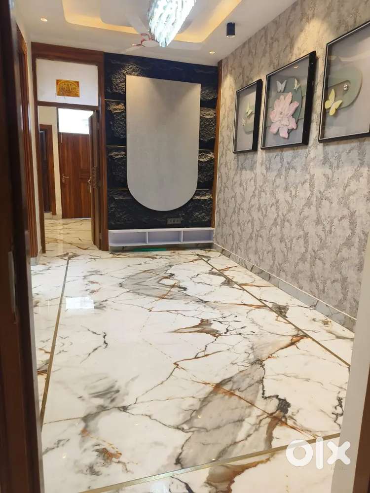 2bhk newly renovated flat available  rent in indirapuram near sec-62