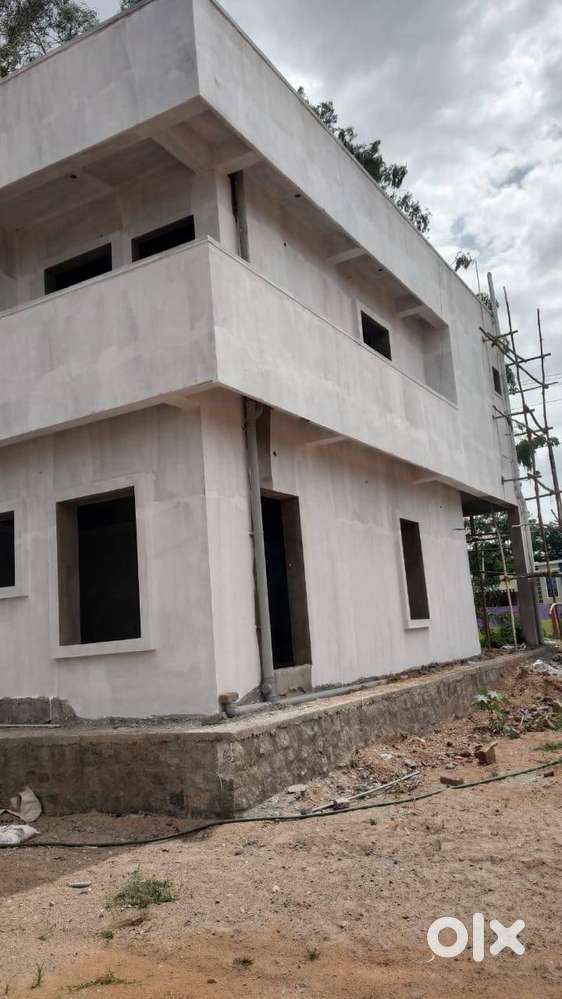 DUPLEX HOUSE FOR SALE in Gated community venture