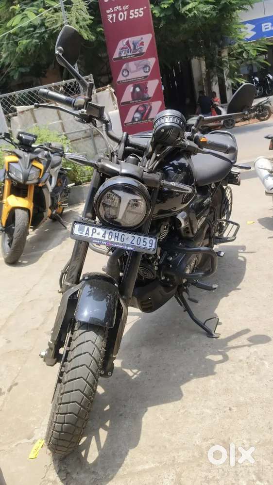 TVS Ronin 2025 Model with GPS