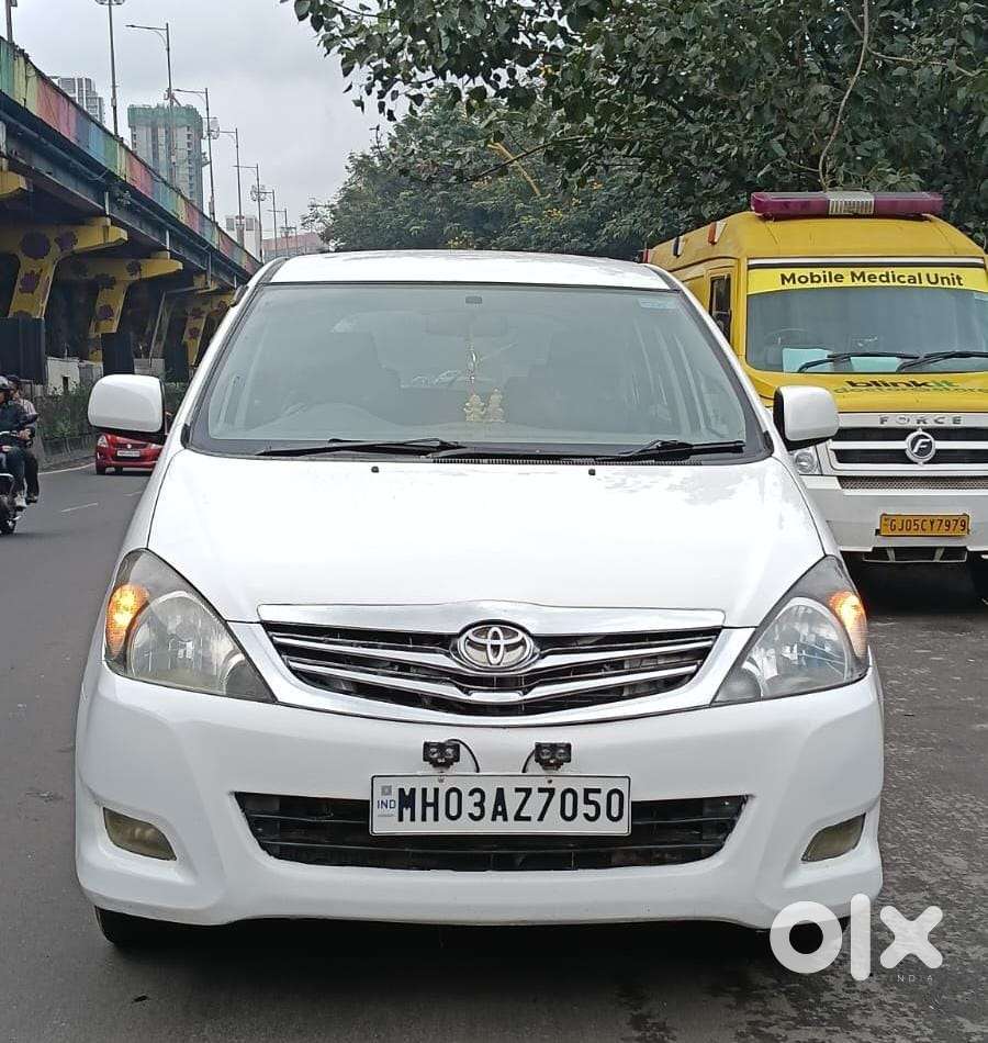 Toyota Innova 2.5 G (Diesel) 8 Seater, 2011, Diesel