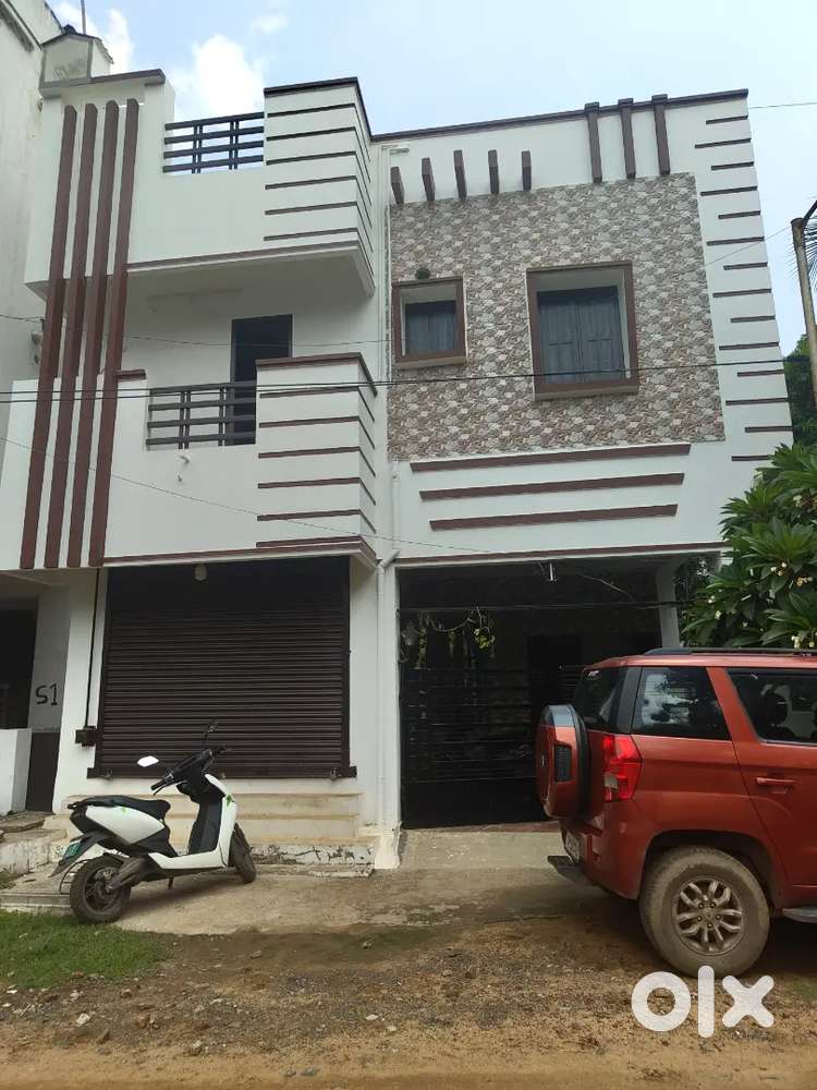 2bhk with lights, fans, geizer, exhaust fan, granite flooring for rent