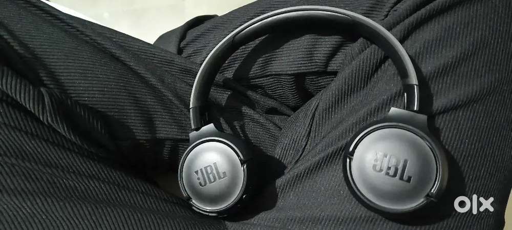 JBL Tune 520 BT Headphones