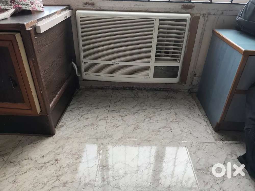 1.5 ton window Ac Hitachi in good condition