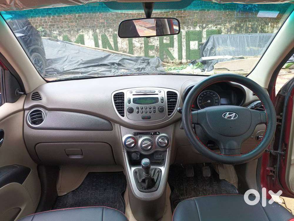 Hyundai i10 Sportz, 2016, Petrol