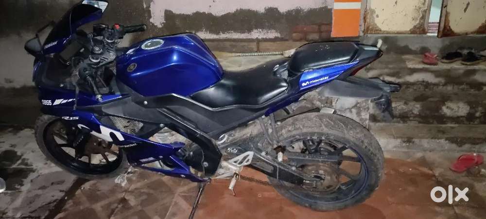 Yamaha r15 selling