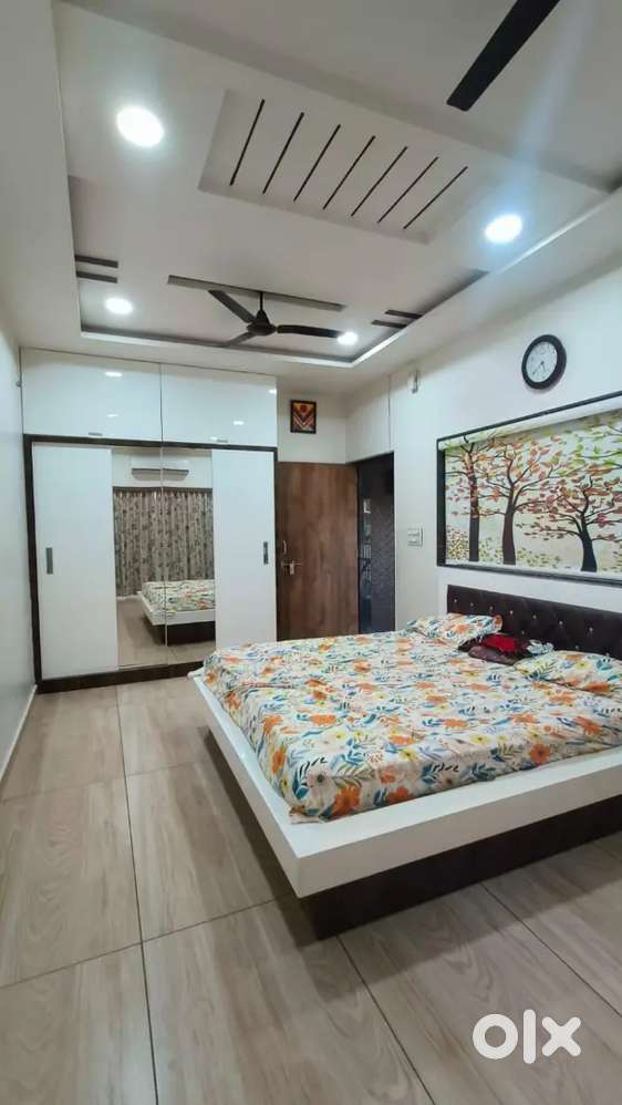 Fully furnished new condition home in prime location of maninagar