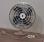 Table or wall fan for sale in kharghar Rs.1100