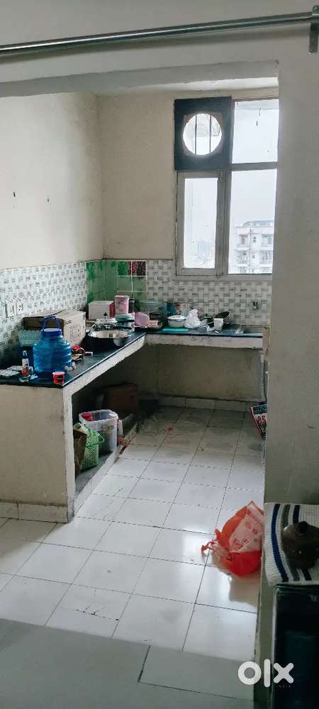 female flat mate required for 1 room in 3 bhk flat