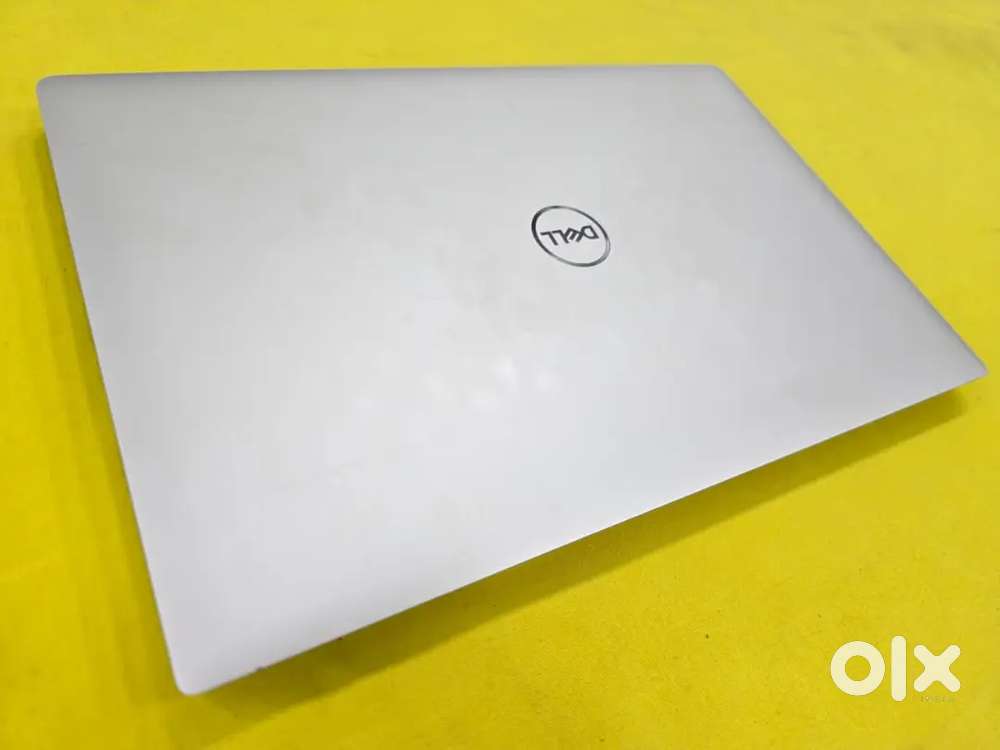 Dell 15.6  inch Silver Colour  Core i5 - 10th Gen / 8GB Ram / 256GB