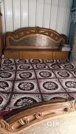 Double bed sagwan furniture with beutiful design and finishing