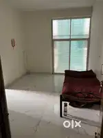 Need room mate