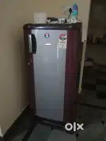 Whirlpool small size fridge