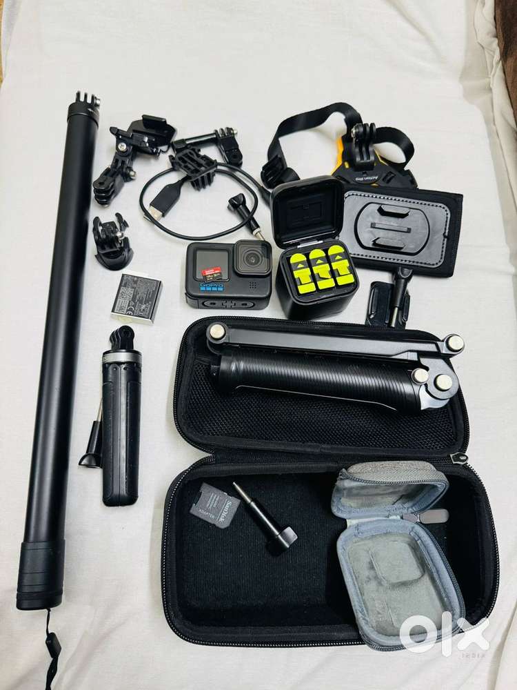 Gopro 11 with full set