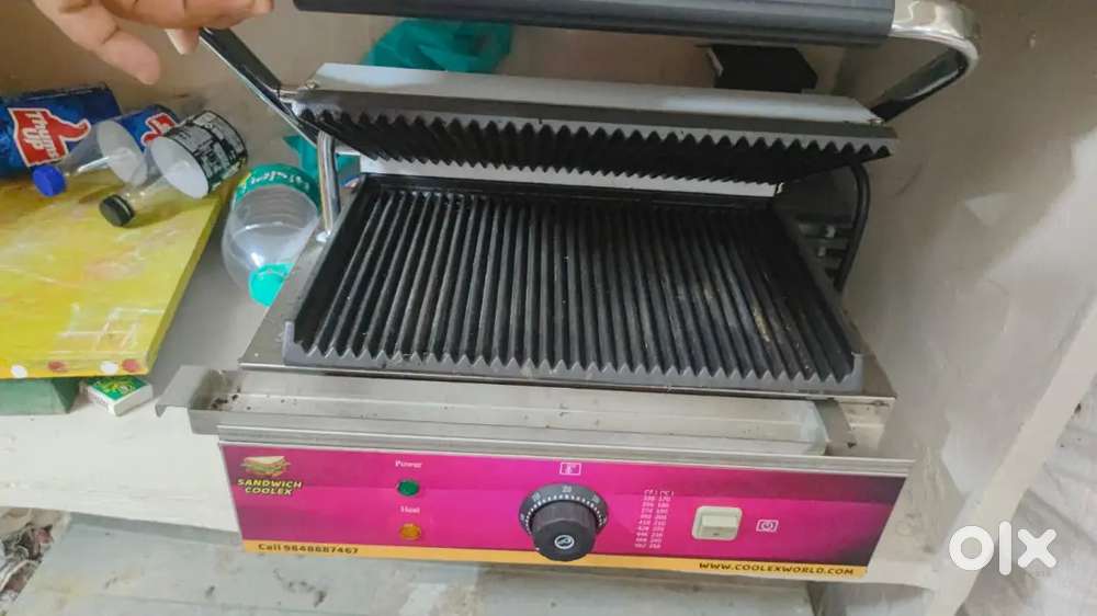 New Sandwich machine