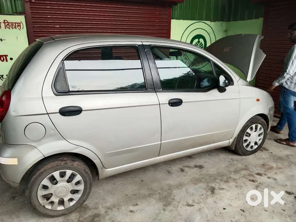 Car bech rhe hai