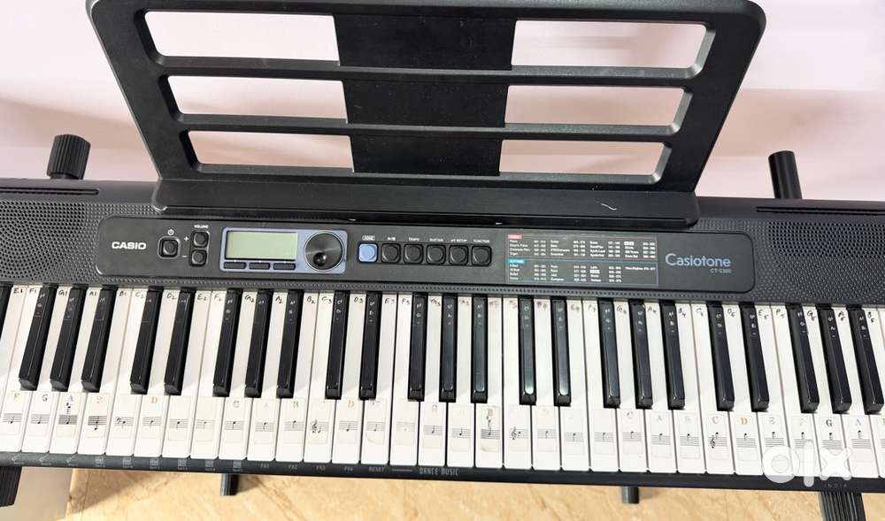 casio ct-s300 with seal pack stand and cover in mint condition