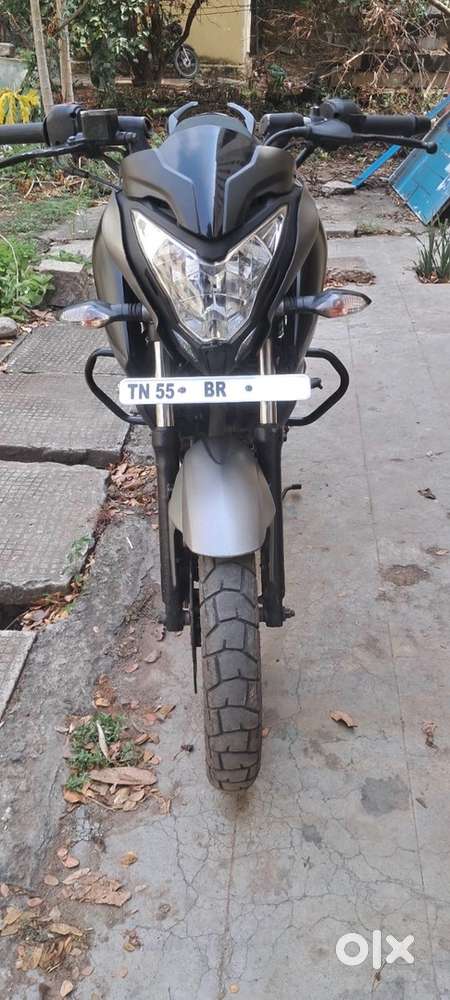 Bajaj pulser NS160 grey black for sale