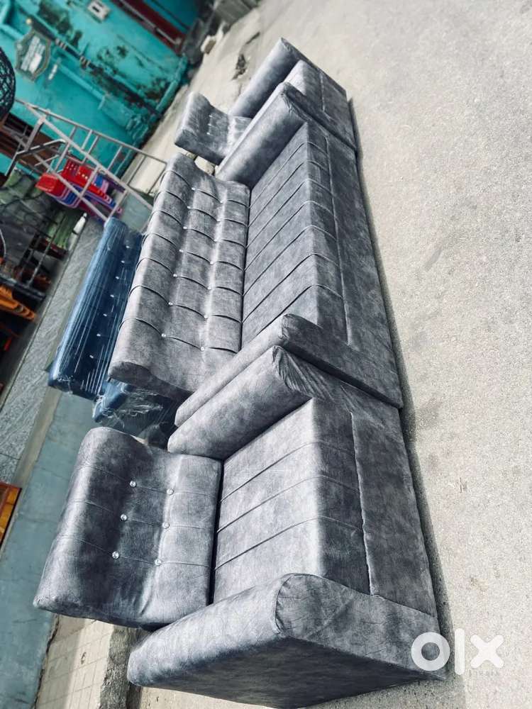SOFA 3+2 sath all types model size manufacturing available