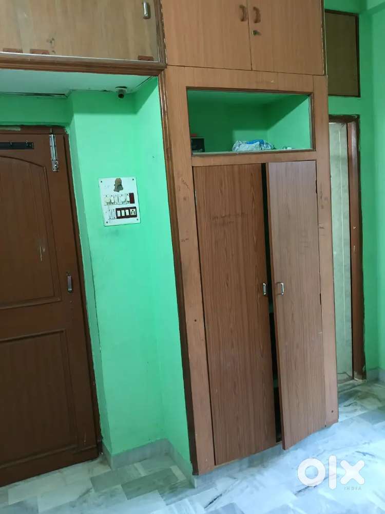1 bedroom with bathroom semi furnished room