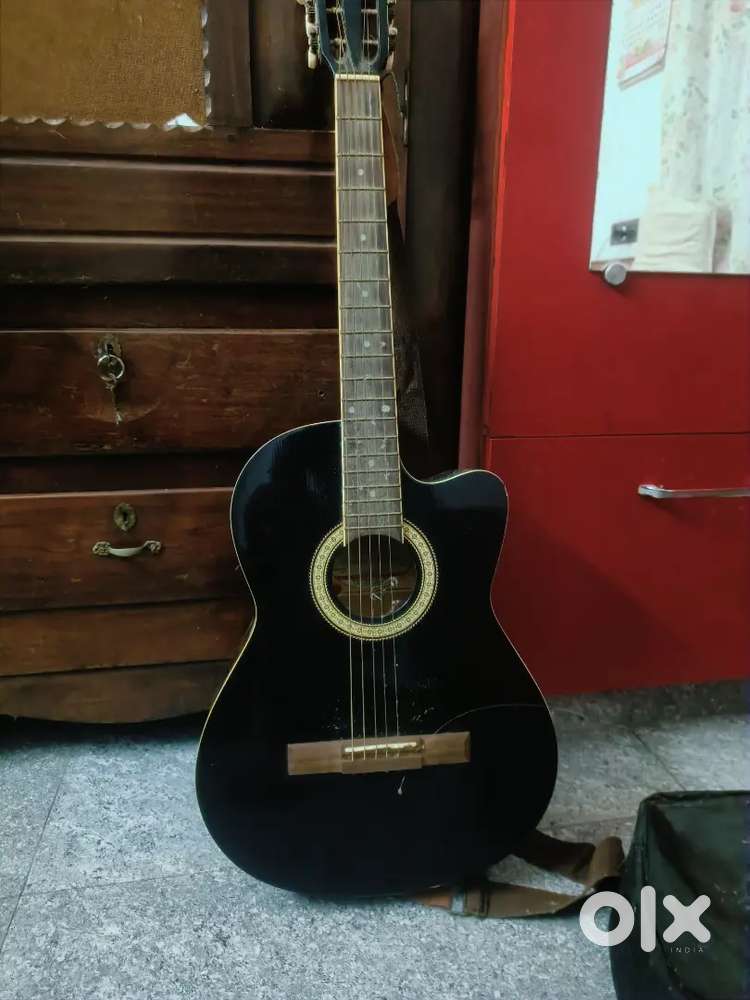 Acoustic Guitar (pluto)