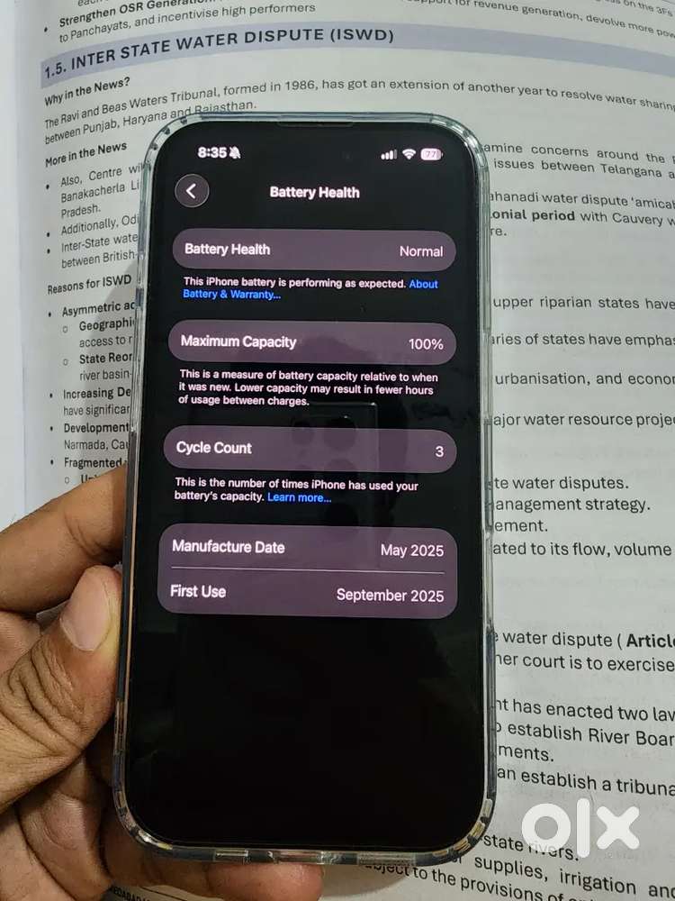 Iphone 16 one month old(READ DESCRIPTION)