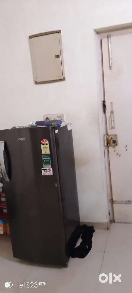 Room available for rent in 3bhk flat