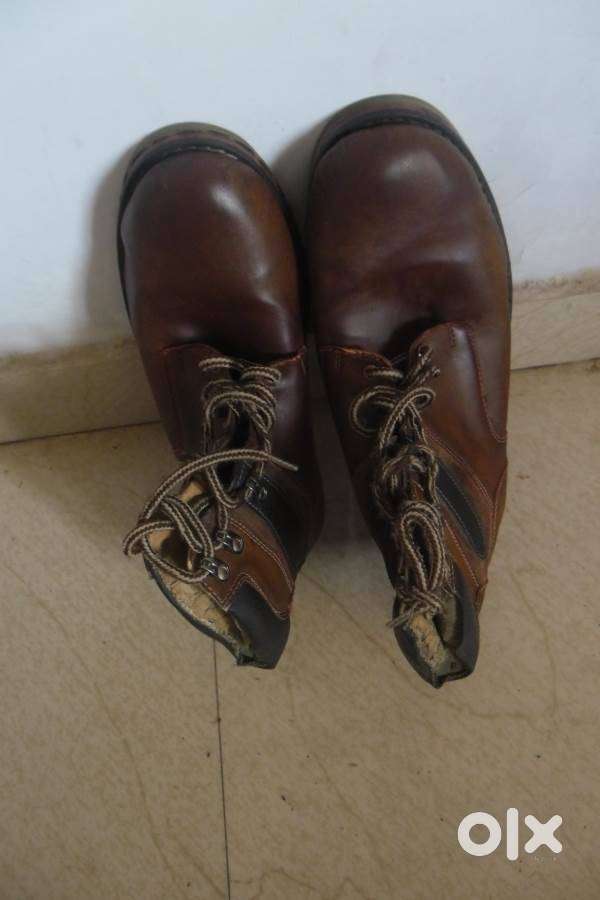 Bacca Bucci branded Brown Ankle boots
