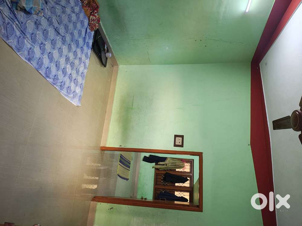 Rental house in Perungalathur (Room mate required)