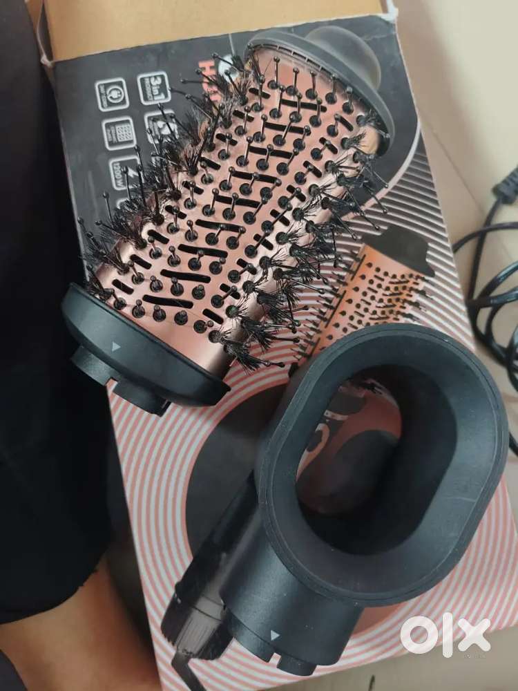 MakeMeeBold 3-in-1 Hot Air Brush  Very Less Used  Perfect Condition