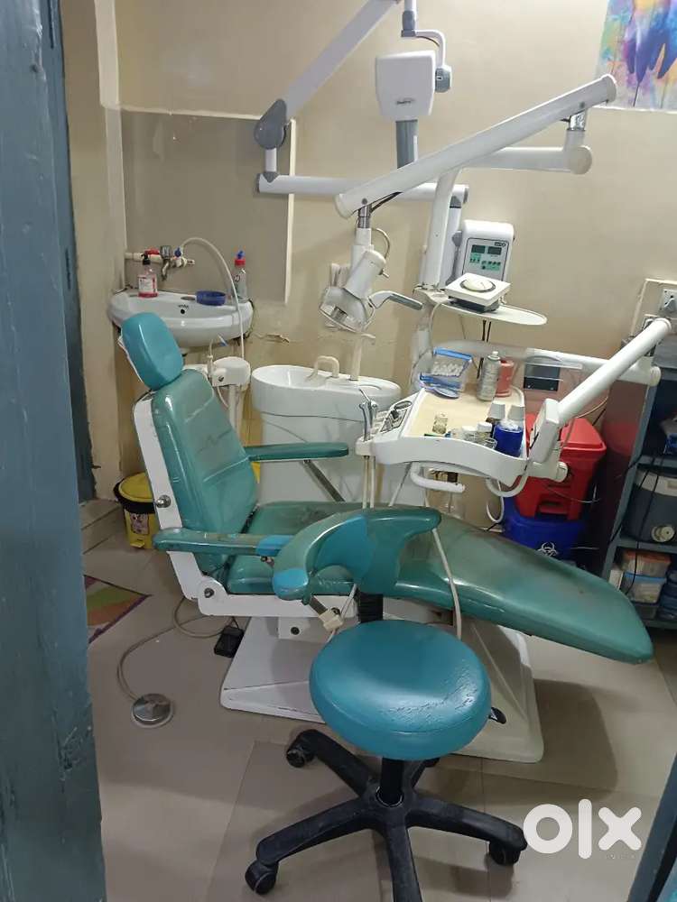 Dental chair