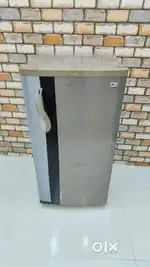 LG grey and black 190 liters single door refrigerator wit 1 year warr