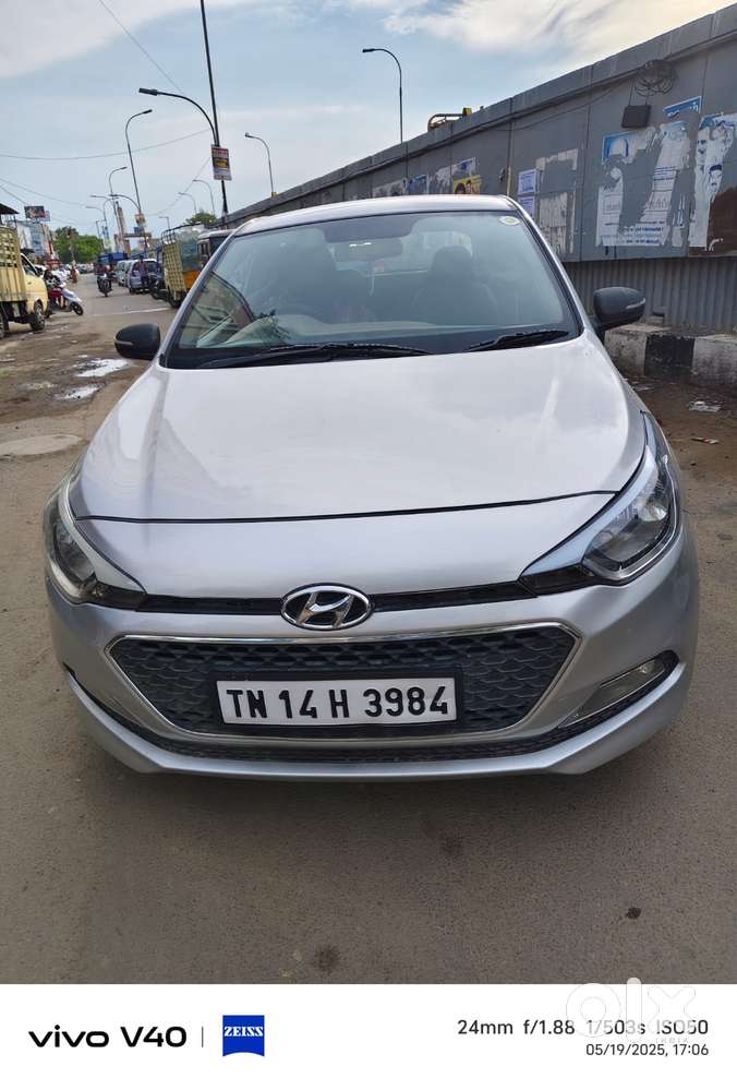 Hyundai i20 2010-2012 1.2 Sportz, 2016, Petrol