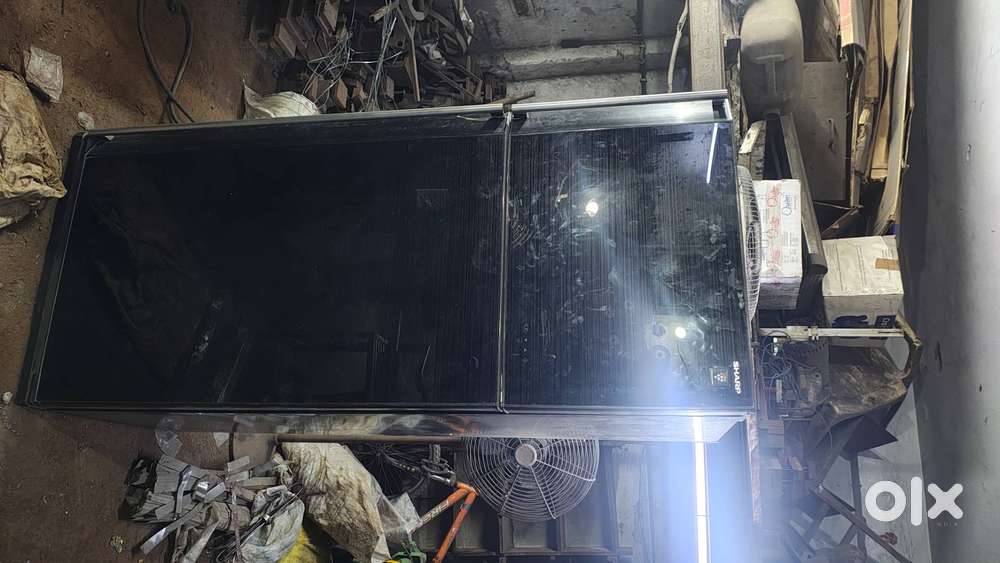 Sharp 650 ltr