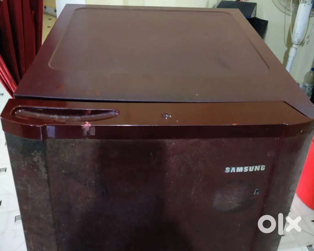 Sumsung single door fridge