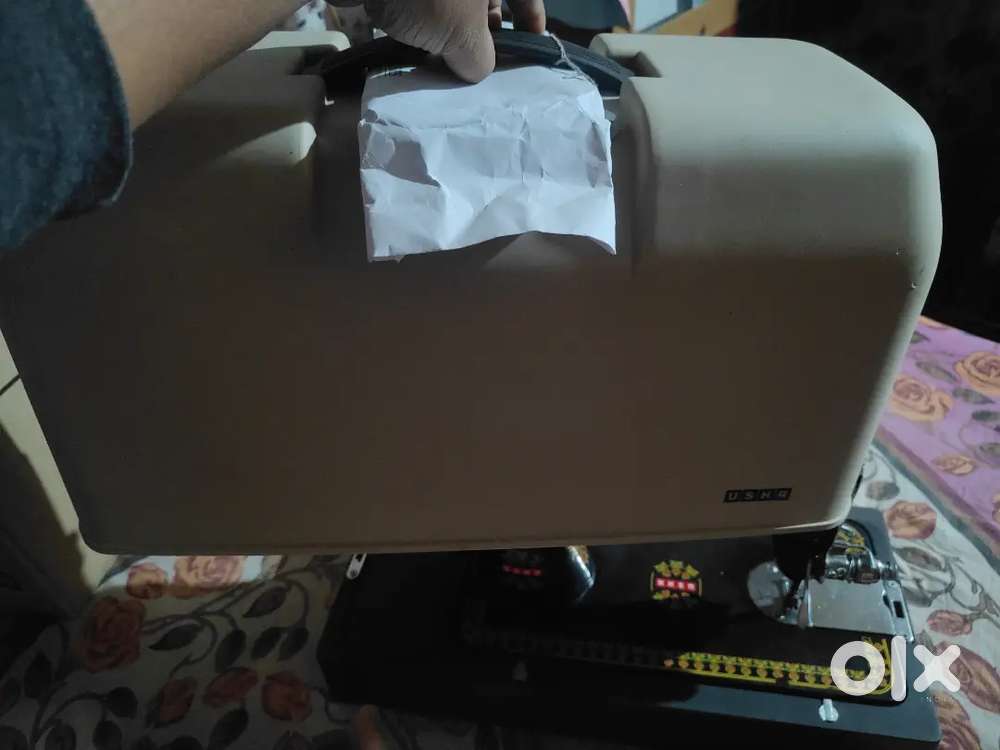 Sewing Machine Usha