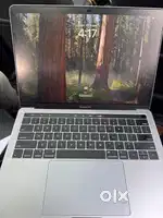 Apple Macbook Pro Touch Bar 16GB Ram 500gb SSD Intel core -I7