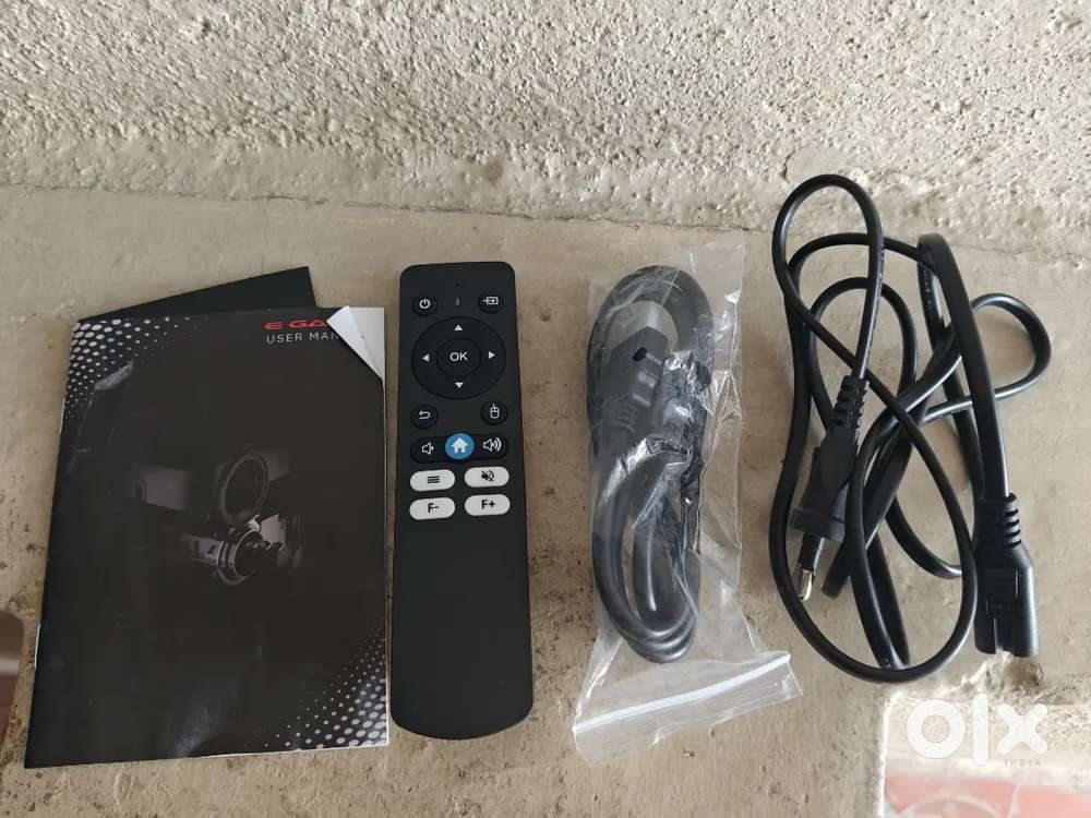 Egate Atom 4X - White Projector