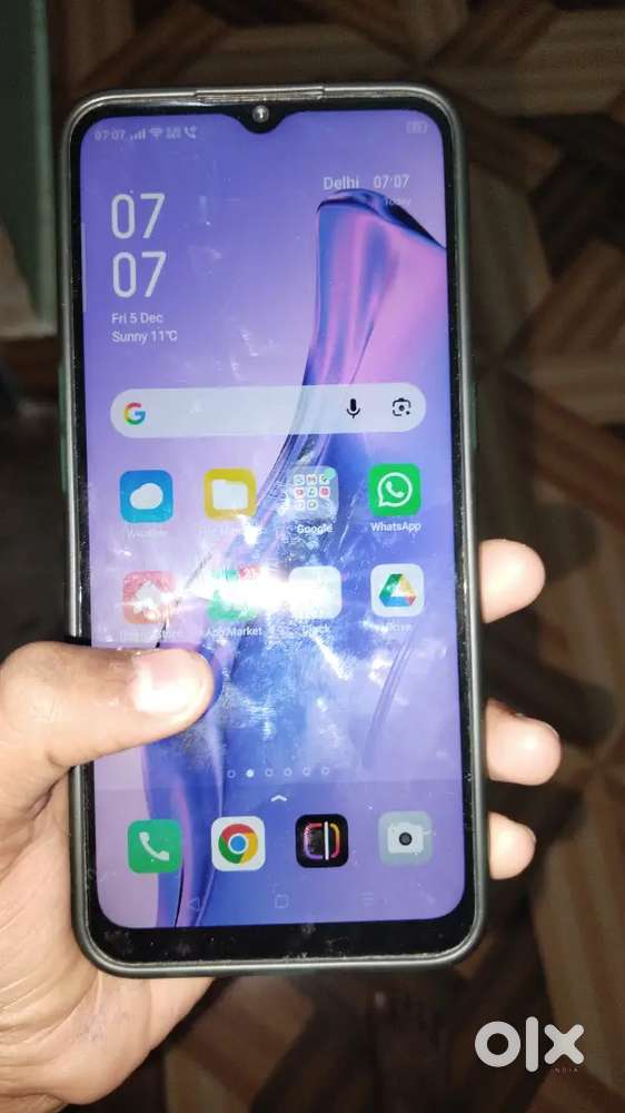 8/128 hai new le rha hu