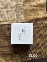 Apple airpods 4 Active Noise cancellation