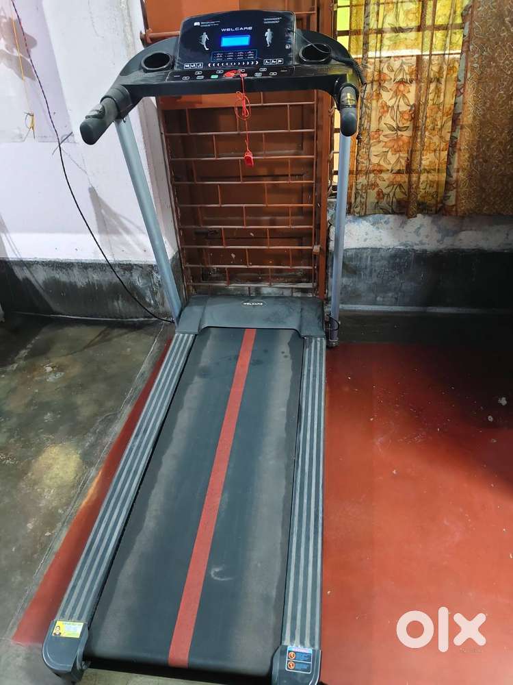 WC3777 MOTORIZED TREADMILL – EXCELLENT CONDITION (2023 MODEL)
