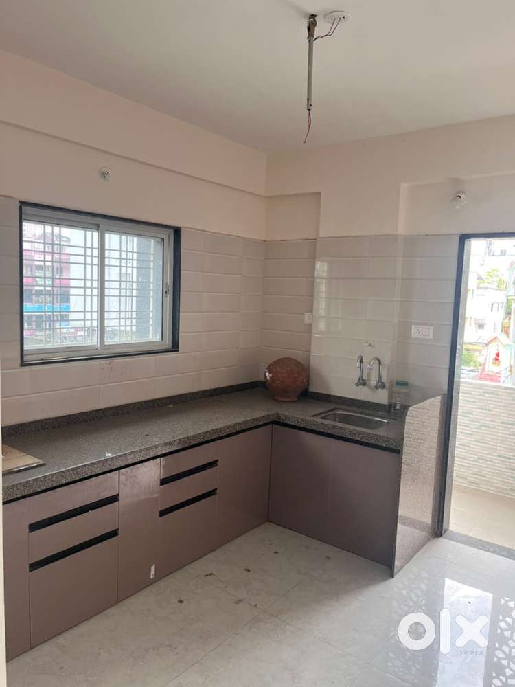 3 BHK NEWLY FLAT IN MANEWADA LOCATION.