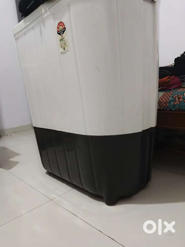 Whirlpool  Semi automatic machine