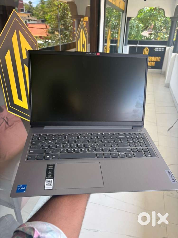 Lenovo idealpad i5 12 laptop