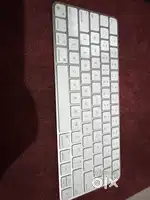 Magic keyboard with touch id