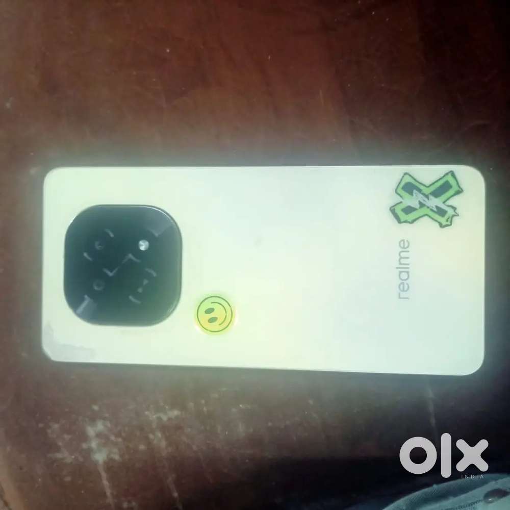 Realme c33