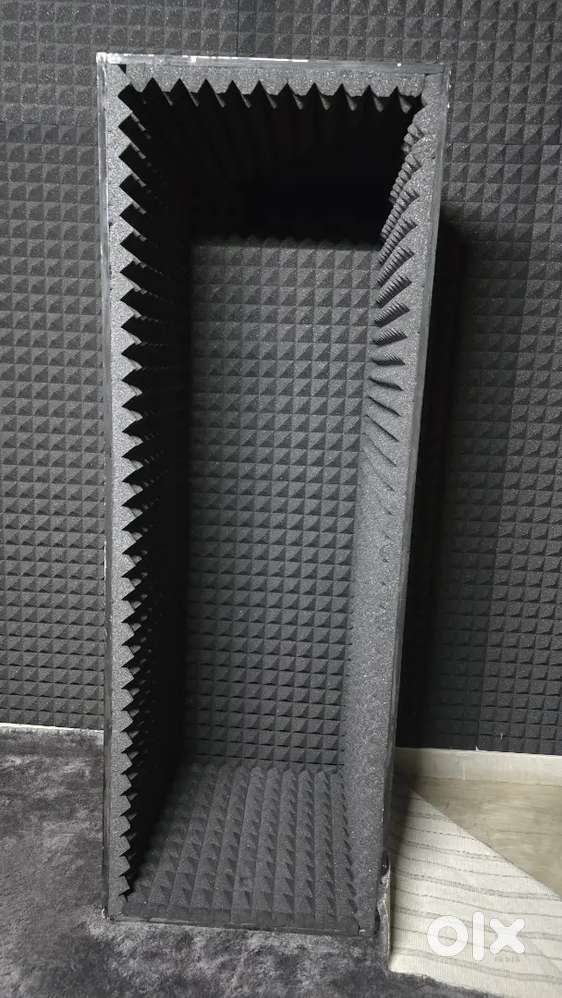 Sound isolation box
