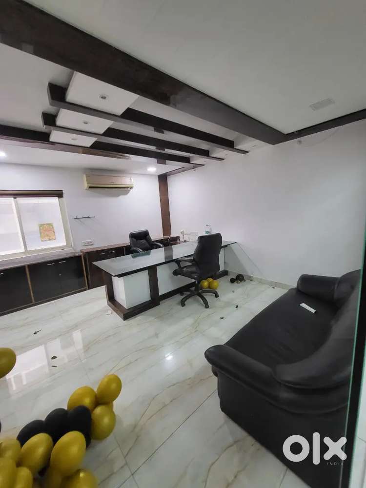 BOSS CABIN WORK-STATION-10 FURNISHED OFFICE AT RENT M.G ROAD INDORE